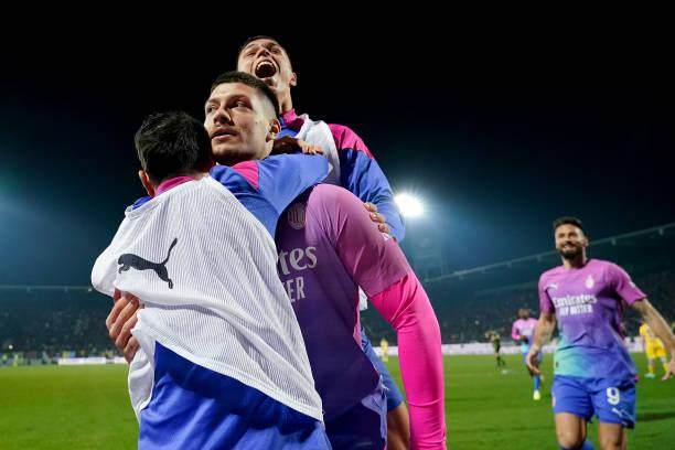 APP下载-【复盘】超级吉鲁+高效约维奇，米兰爱进球也爱刺激！