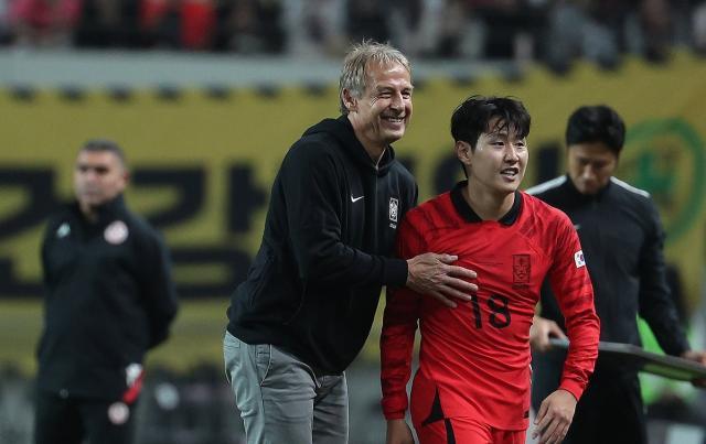 APP下载-克林斯曼借4球大胜走出危机 弟子力挺：嘘声=激励！