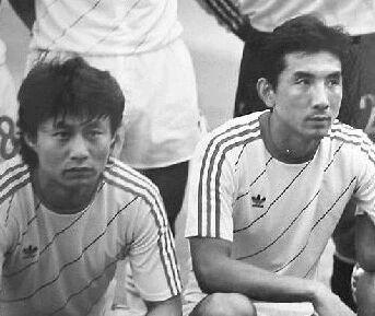 百家乐游戏-他是老辽足阵中“奔跑的羚羊”，为了家乡球队毅然复出，柳忠长