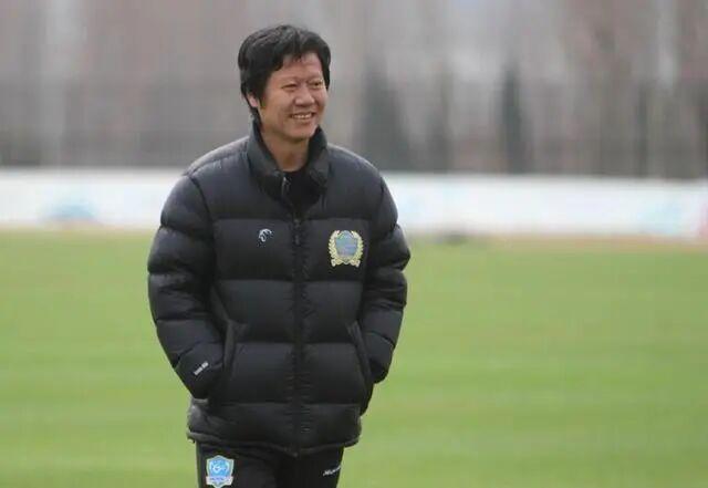 百家乐游戏-他是老辽足阵中“奔跑的羚羊”，为了家乡球队毅然复出，柳忠长