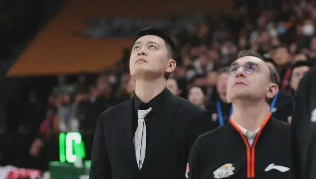 规则官方-再次出山救火！曝乌戈接替杨鸣，成为辽宁男篮新主帅